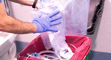 Hastane malzemelerini yiyen yeni bir bakteri türü keşfedildi