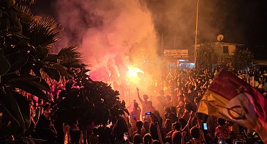 Hatay'da Galatasaraylı taraftarlar şampiyonluğu coşkuyla kutladı