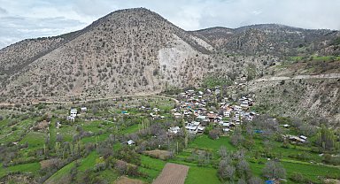 Heyelan riski nedeniyle taşınacak köyün yeni yeri tartışma konusu oldu