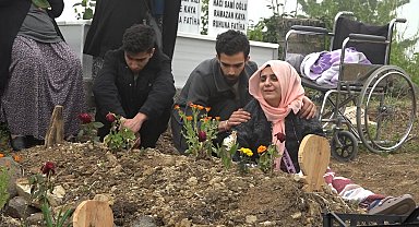 Heyelanda hayatını kaybeden eşi ve 2 kızının kabirlerini ziyaret edip, gözyaşı döktü