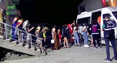 Iğdır'da insan ticareti ve fuhuş operasyonunda kurtarılan 107 kadın, sınır dışı edildi