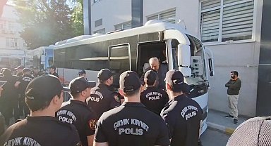 İstanbul- Aralarında belediye başkanlarının da olduğu şüpheliler ikinci kez sağlık kontrolünden geçiriliyor Ek görüntü-Fotoğraf