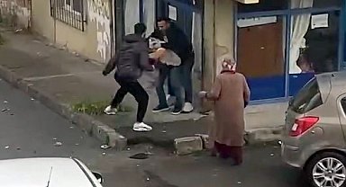 İstanbul - Avcılar'da trafikte bıçaklı yol verme kavgası: 1 yaralı