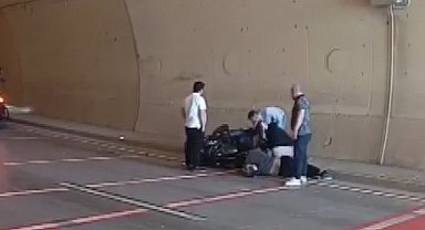 İstanbul - Beyoğlu'nda tünelde ters yöne giren cip, motosiklete çarptı