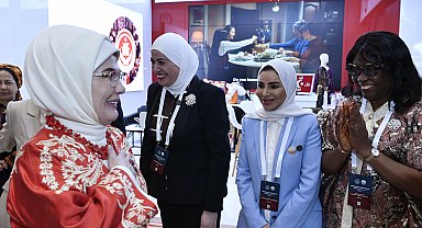İstanbul - Emine Erdoğan: Forumun neticelerinin dünya için hayırlı olmasını diliyorum