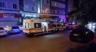 İstanbul - Esenyurt'ta baba, tartıştığı oğlunu silahla yaraladı