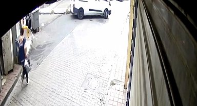 İstanbul- Fatih'te kağıt toplayıcı çöpte 200 bin dolar değerinde pırlanta dolu poşet buldu