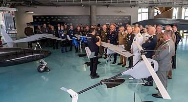 İstanbul- Genelkurmay Başkanı Metin Gürak, 'Baykar'ı ziyaret etti