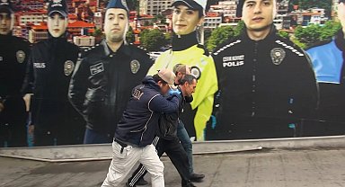 İstanbul - İsrail Konsolosluğu önünde tabanca ile havaya ateş açan şüpheli tutuklandı