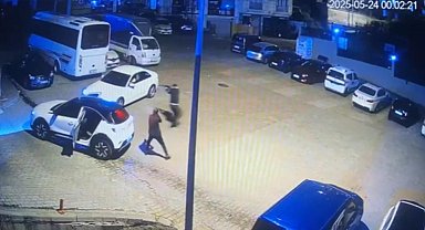 İstanbul- Kağıthane'de kalaşnikoflu saldırı kamerada; aracın önünü kesip kurşun yağdırdılar