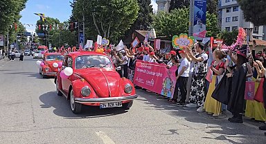İstanbul- LÖSEV Bağdat Caddesi'nde farkındalık korteji düzenledi