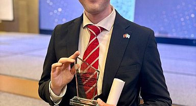 İstanbul - Minik yolcuya yapılan sürpriz, Sabiha Gökçen Havalimanı'na ödül getirdi