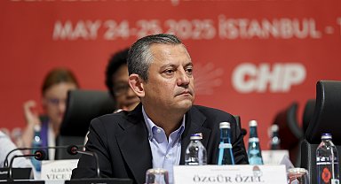 İstanbul - Özgür Özel, Sosyalist Enternasyonal Konsey Toplantısı'nda konuştu