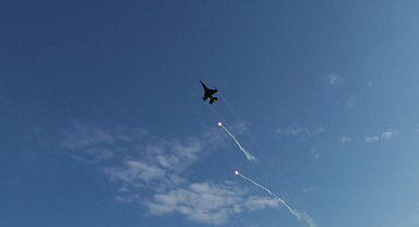 İstanbul - SOLOTÜRK Yenikapı semalarında prova uçuşu yaptı