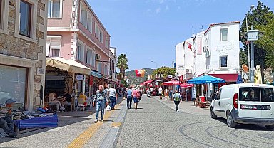 İzmir Foça açıklarında 3.7 büyüklüğünde deprem