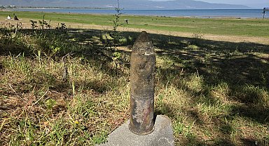 İznik Gölü'nde piknik yapan çocuğun bulduğu 1916 Alman yapımı top mermisi imha edildi