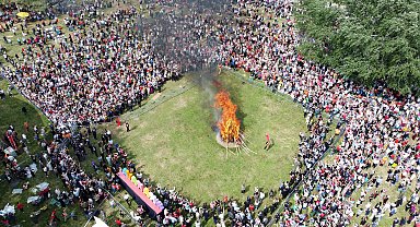 Kakava ateşi, binlerce kişinin katılımıyla yakıldı