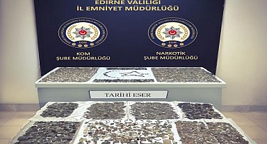 Kapıkule'de TIR'da 12 bin 770 parça tarihi eser ele geçirildi