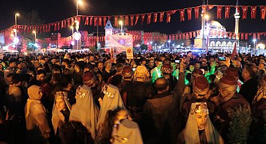 Kayseri'de 'Fener Alayı' düzenlendi