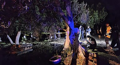 Kendisinden haber alamadığı oğlunu bağ evinde baltayla öldürülmüş halde buldu