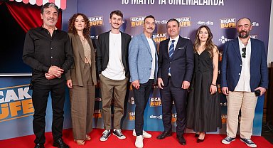 Komedi darbesi Sıcak Büfe yarın vizyonda