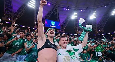 Merih Demiral'dan tarihi zafer sonrası mesaj; Türk futbolunun global gücünü gösterdik