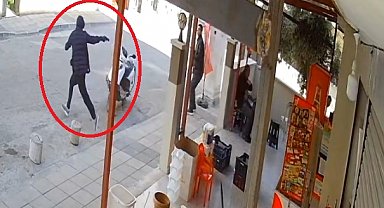 Mersin'de silahlı saldırı kamerada