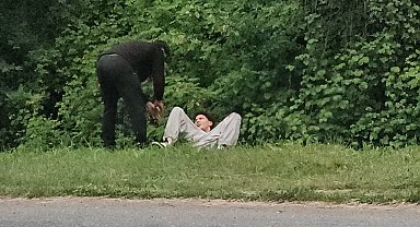 Motosikletiyle ilerlerken tabancayla vuruldu