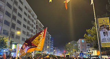 Niğde'de Galatasaray taraftarları şampiyonluğu kutladı