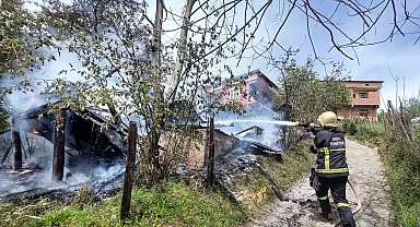 Ordu'da tek katlı marangoz atölyesi yandı