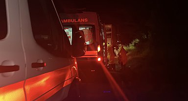 Ormanda kazdıkları kuyuda mahsur kalan 2 kişi için kurtarma çalışması başlatıldı