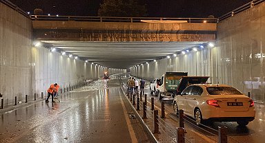 Osmaniye'de sağanak; alt geçitler göle döndü, ev ve iş yerlerini su bastı