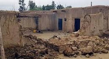 Pakistan'da fırtına: 18 ölü