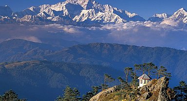 Pakistanlı dağcı Kiani, dünyanın en yüksek 14 zirvesinden 12'sine tırmandı