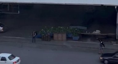 Pazar yerinde tüfekle vuruldu