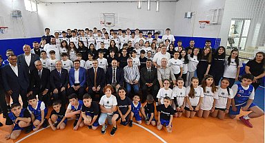 Pertevniyal Lisesi Spor Salonu açıldı