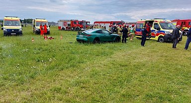 Polonya'da yarış sırasında sürücü seyircilerin arasına girdi: 18 yaralı