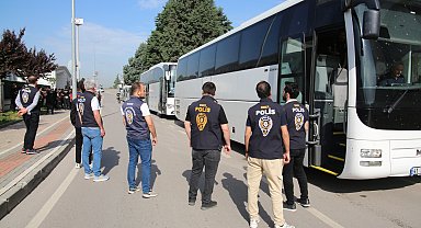 Sahte araç kiralama sitesi üzerinden 122 kişiyi dolandıran 52 şüpheli tutuklandı