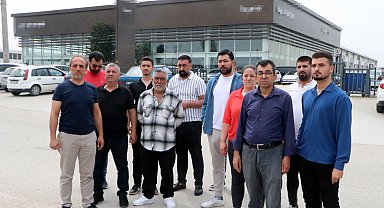 Sıfır otomobilleri sahte plaka ve ruhsatla satıp, parasını zimmetine geçirdi