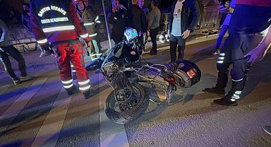 Tasmasından kurtulan köpeğin saldırmasıyla kaza yapan 2 polis yaraladı