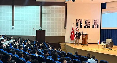 TED Üniversitesi Rektörü Prof. Dr. Sabuncuoğlu, KKTC'de öğrencilerle buluştu