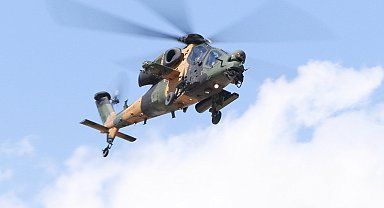 TEKNOFEST KKTC nefes kesen uçuş gösterisiyle başladı