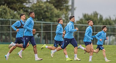 Trabzonspor, kupa mesaisine ara vermeden başladı