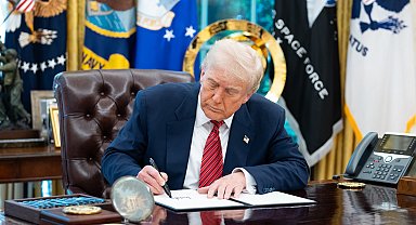 Trump, Çin'e uygulanan gümrük vergisini yüzde 80'e indirmeyi önerdi