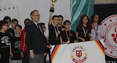 Türkiye Okul Sporları Satranç Şampiyonası Kocaeli'de tamamlandı