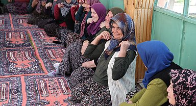 Türkiye'nin ilk 'köy üniversitesi' projesinde 2 ayda 600 köylüye ulaşıldı