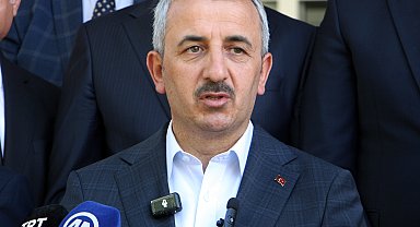 Vali Sezer: Gurbetçi vatandaşlarımızın giriş ve çıkış sürelerini azaltmaya çalışıyoruz