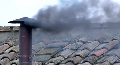 Vatikan'da yapılan 2'nci gün oylamasında yeni papa seçilemedi