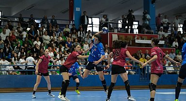 Yalıkavakspor'un çifte şampiyonluk gururu