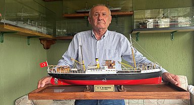 15 yılda 27 tarihi geminin maketini yaptı